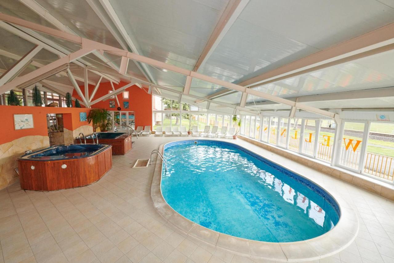 Retro Lido - Vonyarcvashegy Hotel Bagian luar foto